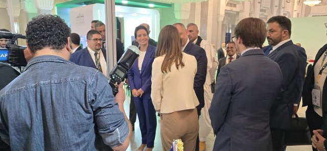 Ministryně energetické tranzice a udržitelného rozvoje Maroka na českém stánku