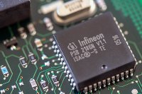 Jedním z průmyslových lídrů Silicon Saxony je firma Infineon.
