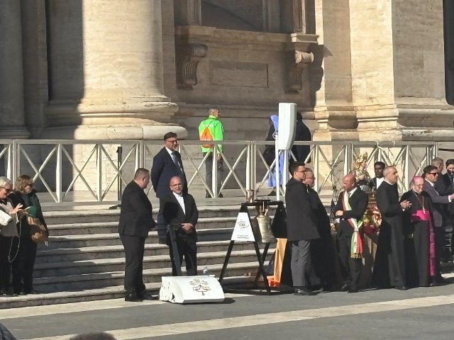 předání sekačky Swardman