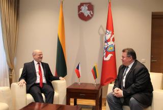 Setkání velvyslance ČR v Litvě V. Korselta s ministrem zahraničních věcí Litevské republiky L. Linkevičiusem