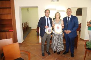 Bisceglie - con il sindaco Angelantonio Angaran, H.E. Hubáčková, cav. R. Di Matteo 