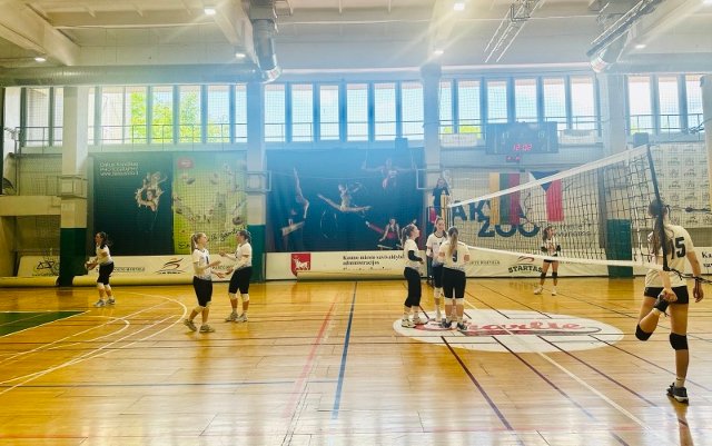 Sportovní turnaj ve volejbale a basketbale pro mladé sportovce z Brna a Kaunasu