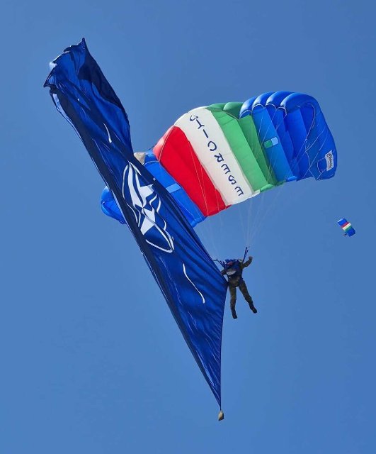 Celebrazione del 75º anniversario della fondazione della base NATO di Giugliano, vicino a Napoli