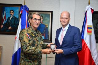 Reunión con el Ministro de Defensa de la República Dominicana, Mayor General Carlos Luciano Díaz Morfa