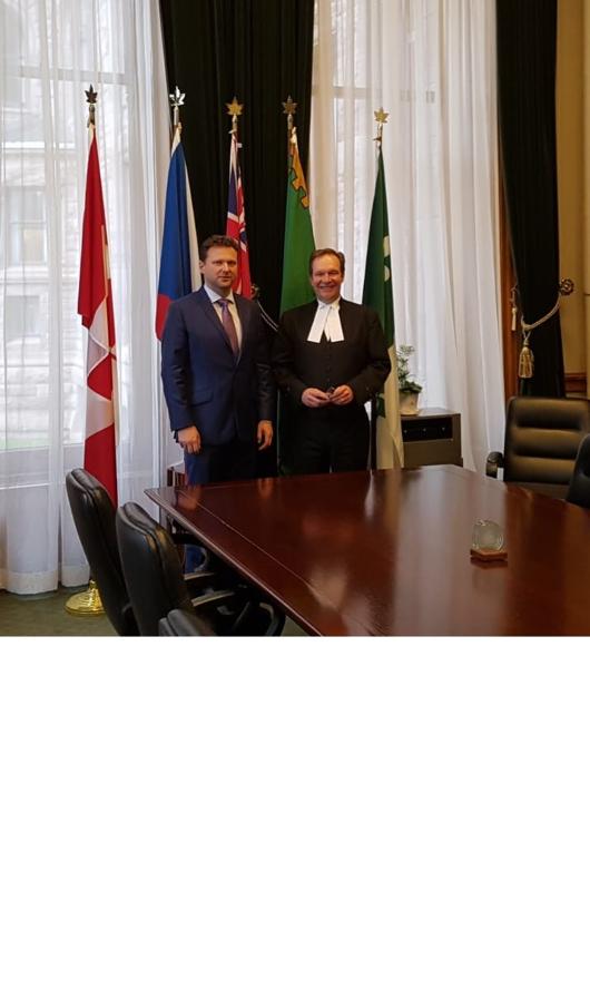 Setkání Radka Vondráčka s předsedou ontarijského Parlamentu, Tedem Arnottem