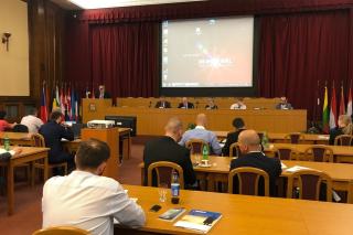 Úvodní vystoupení členky finské delegace.