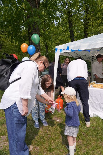 V4 Kids days