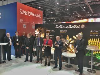  Velvyslanec Libor Sečka zahájil Czech Business Day na veletrhu DSEI 2017