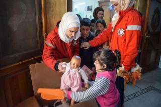 Hračky z české humanitární pomoci byly rozdány dětem v Aleppu