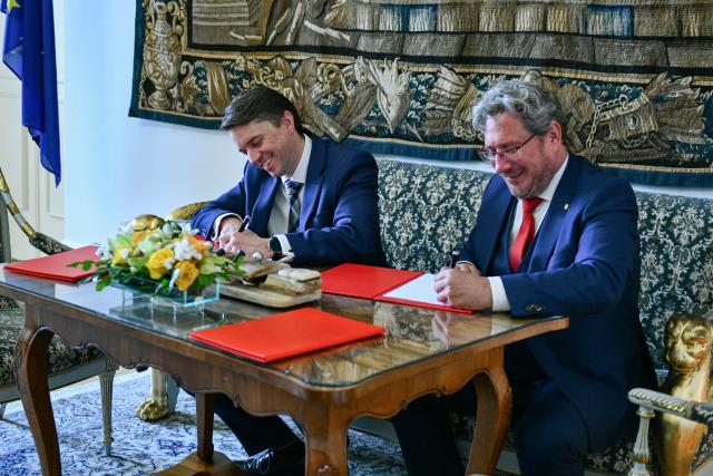 Ministerstvo zahraničí a Ministerstvo dopravy spojují síly k podpoře exportu