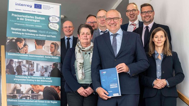 Besuch des Bildungsministers M. Bek in Dresden