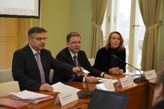 Náměstek Tlapa vedl seminář „Svěřenecký fond EU pro Afriku – rok poté“. 
