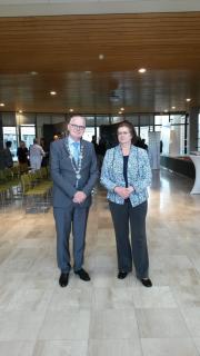  Ambassador J. Reinišová  and Mayor  of Barendrecht Mr  Jan van Belzen  